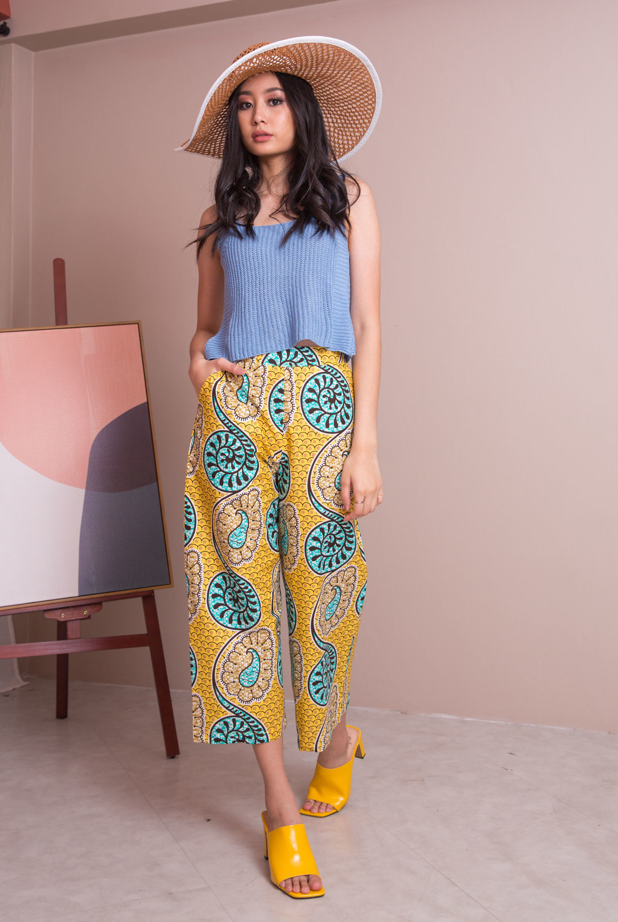 AFRICAN CROPPED LENGTH PANTS